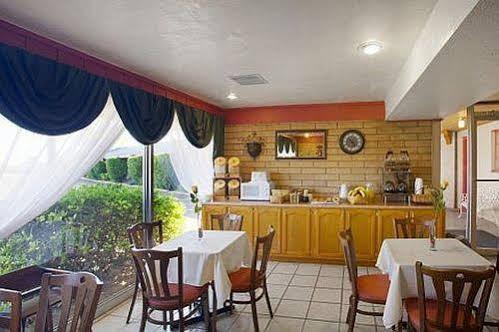 Whitten Inn Van Horn Esterno foto